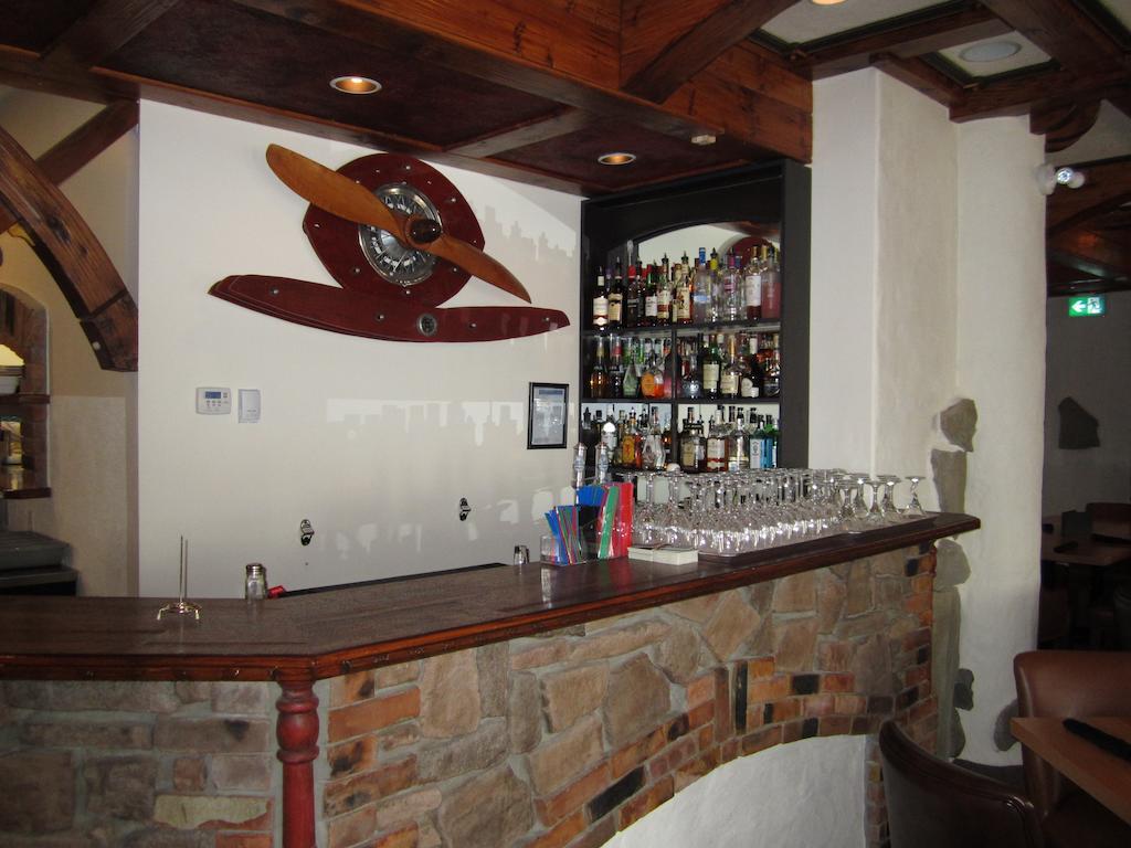 The Pine Inn Chetwynd Exterior photo